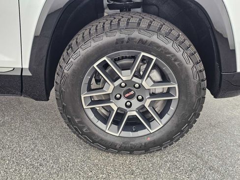 New 2026 GMC Terrain AT4 image 9