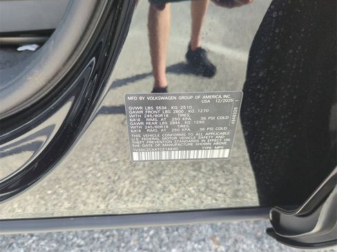 New 2026 Volkswagen Atlas Cross Sport SE image 47