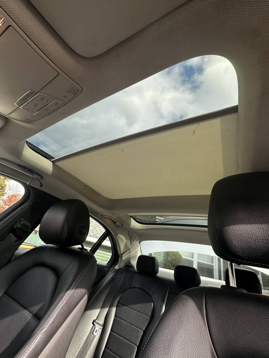 Used 2015 Mercedes-Benz C 300 4MATIC Sedan image 21