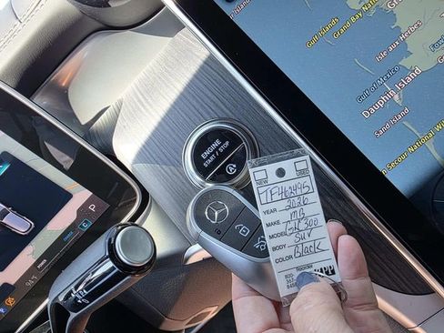 New 2026 Mercedes-Benz GLC 300 4MATIC image 13