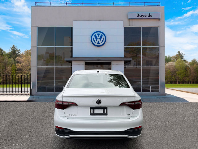 Certified 2023 Volkswagen Jetta SE FWD image 6