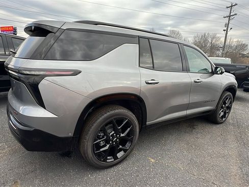 New 2026 Chevrolet Traverse RS image 5