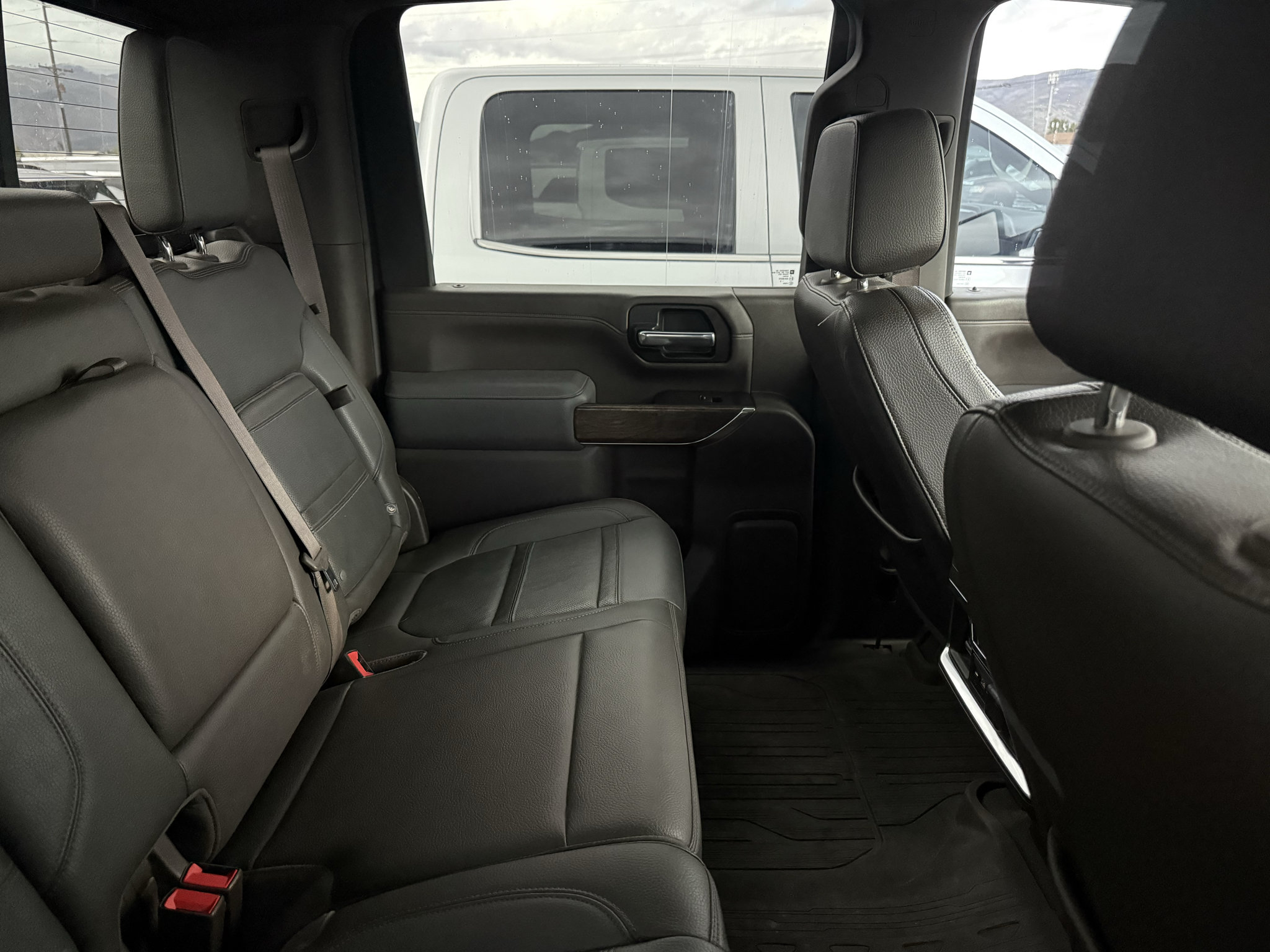 Used 2020 GMC Sierra 3500 Denali w/ Denali Ultimate Package AWD/4WD image 11