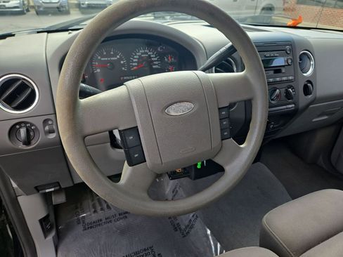 Used 2004 Ford F150 XLT image 13