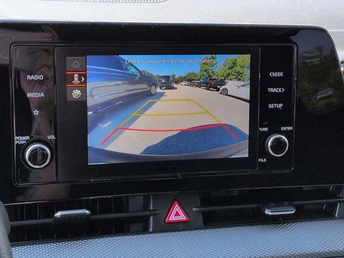 Used 2023 Kia Sportage LX image 21