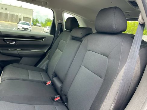 Certified 2025 Honda CR-V EX image 40