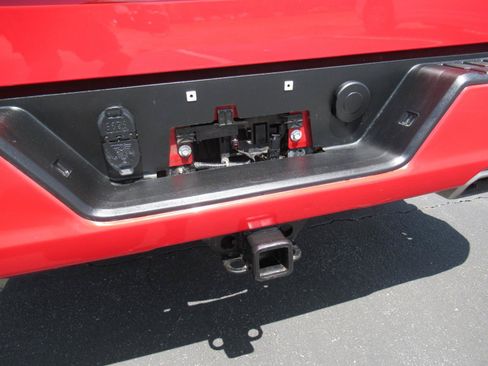 Used 2021 Chevrolet Silverado 1500 RST w/ Convenience Package II AWD/4WD image 10