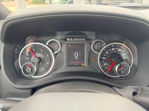 Used 2025 RAM 2500 Tradesman AWD/4WD image 25
