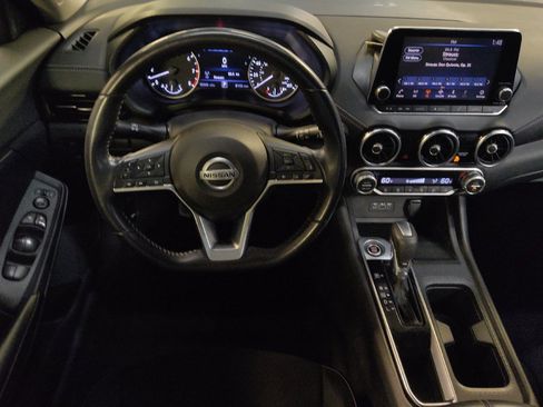Used 2020 Nissan Sentra SV FWD image 22