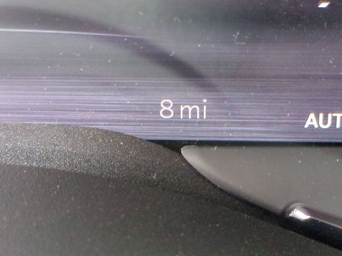 New 2026 RAM 1500 4x4 Crew Cab image 21