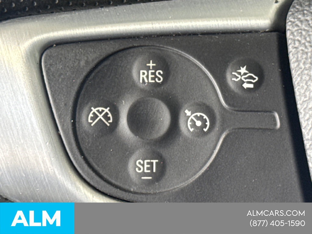 Used 2024 GMC Terrain SLE AWD/4WD image 27
