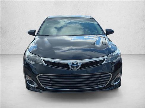 Used 2015 Toyota Avalon XLE FWD image 2