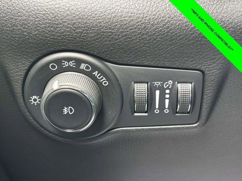 Used 2024 Jeep Compass Limited AWD/4WD image 11