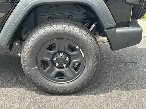 New 2026 Jeep Wrangler Unlimited Sport AWD/4WD image 17