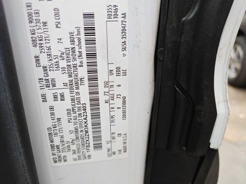 Used 2019 Ford Transit 350 XLT RWD image 9
