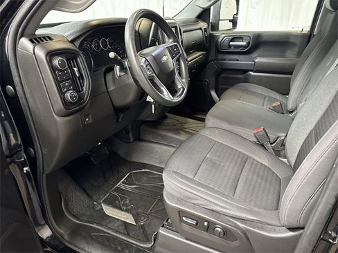 Certified 2022 Chevrolet Silverado 2500 Custom w/ Custom Value Package image 11