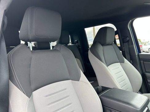 Used 2025 Toyota Tacoma TRD Sport w/ TRD Sport Upgrade Package image 46