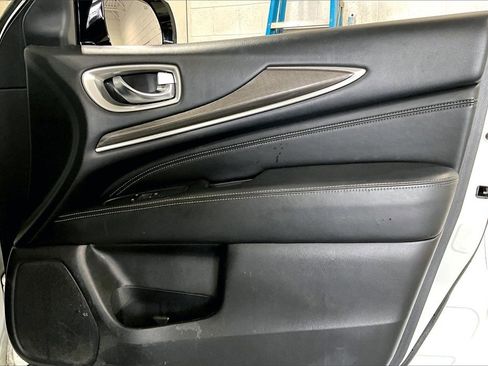 Certified 2017 INFINITI QX60 Base w/ Premium Plus Package image 24