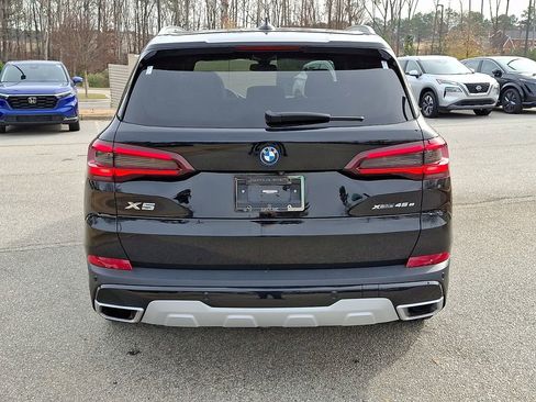 Used 2023 BMW X5 xDrive45e image 5