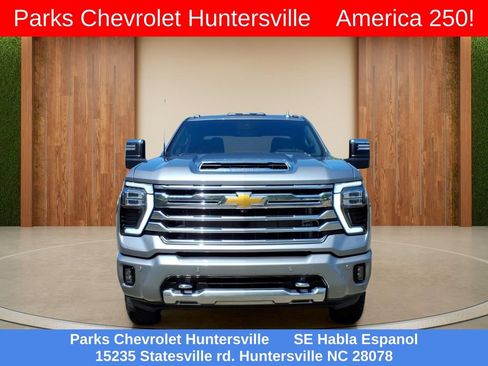 Certified 2024 Chevrolet Silverado 3500 High Country w/ High Country Premium Package AWD/4WD image 2