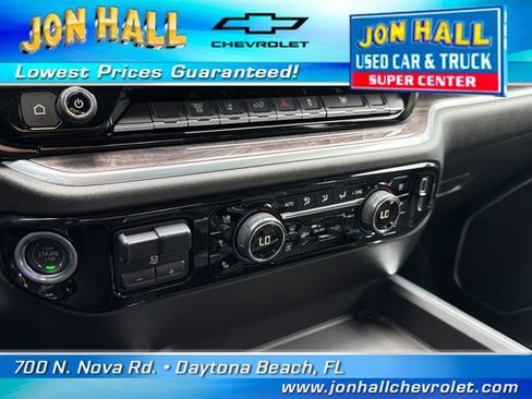 Used 2025 Chevrolet Silverado 3500 LTZ w/ LTZ Convenience Package AWD/4WD image 31