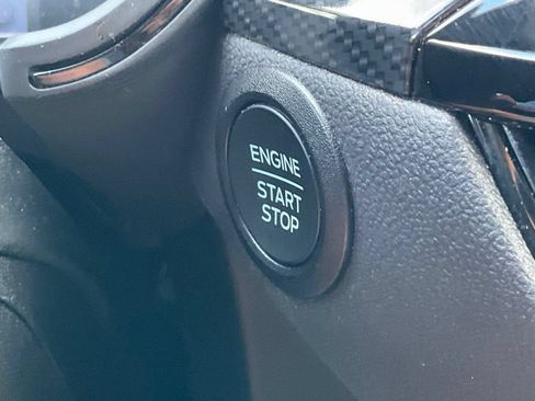 Used 2025 Ford Escape ST-Line Select AWD/4WD image 10