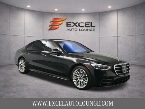 Used 2023 Mercedes-Benz S 500 4MATIC w/ AMG Line image 8