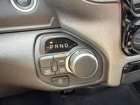 Used 2025 RAM 1500 Tradesman AWD/4WD image 32