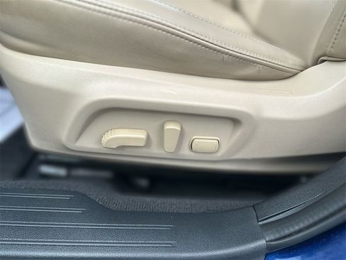 Used 2017 Subaru Outback 2.5i Limited image 14