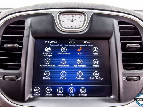 Used 2023 Chrysler 300 Touring w/ Sport Appearance Package image 15