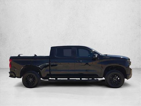 Used 2020 Chevrolet Silverado 1500 LT Trail Boss w/ Midnight Edition AWD/4WD image 4