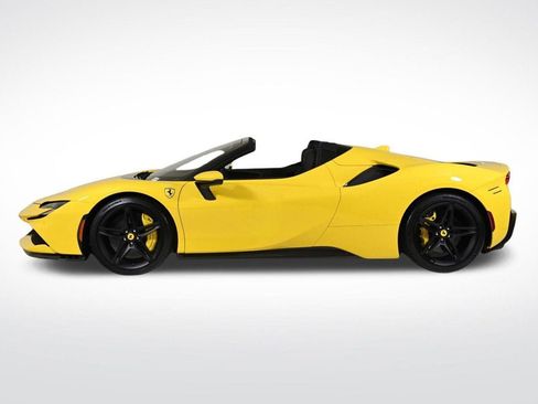 Certified 2022 Ferrari SF90 Spider image 7