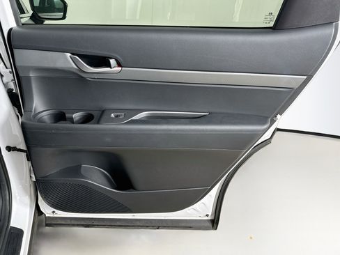 Used 2025 Hyundai Palisade SEL FWD image 33