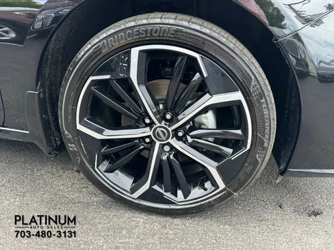 Used 2025 Nissan Altima 2.5 SR w/ SR Premium Package AWD/4WD image 21