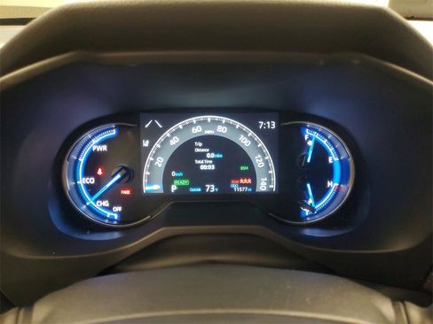 Used 2025 Toyota RAV4 XLE image 22