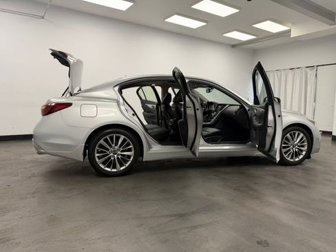 Used 2019 INFINITI Q50 Luxe w/ Essential Package (3.0T Luxe) AWD/4WD image 25