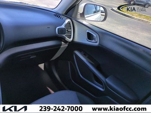 Certified 2022 Kia Soul LX w/ Technology Package image 15