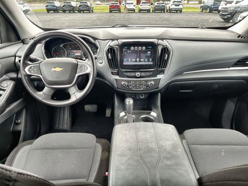 Used 2018 Chevrolet Traverse LT AWD/4WD image 19
