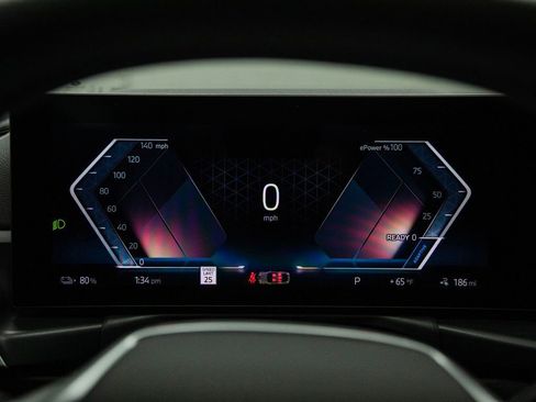 Used 2025 BMW i4 eDrive40 w/ Driving Assistance Package image 19