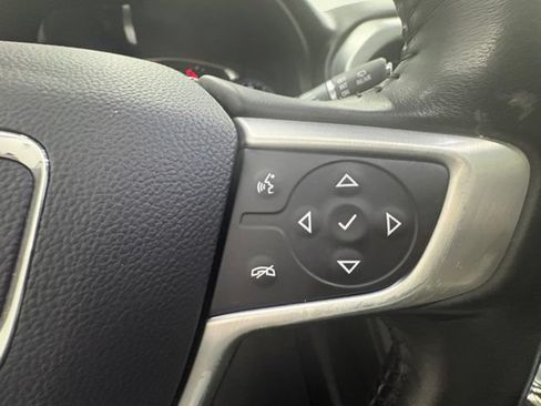 Used 2019 GMC Acadia SLT AWD/4WD image 20