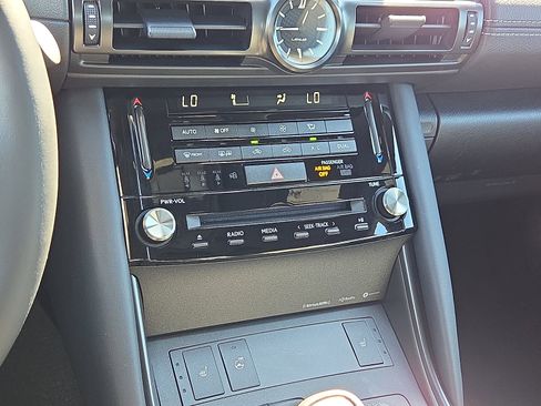 Used 2025 Lexus IS 350 F Sport image 18