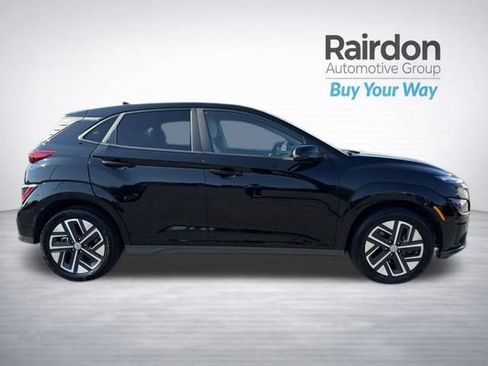 Used 2023 Hyundai Kona SE FWD image 8