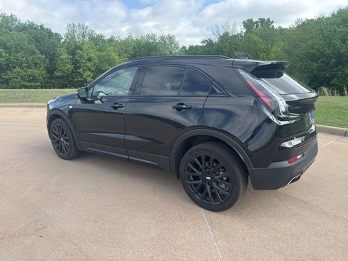Used 2023 Cadillac XT4 Sport image 2
