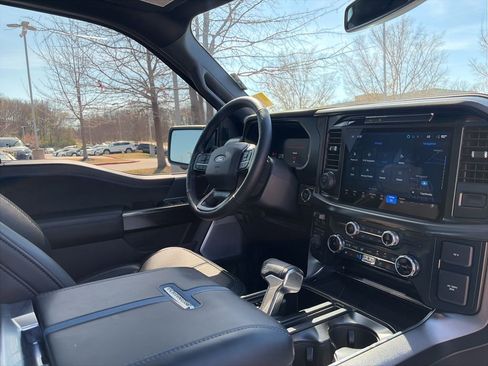 Used 2025 Ford F150 Platinum w/ Equipment Group 702A High image 33