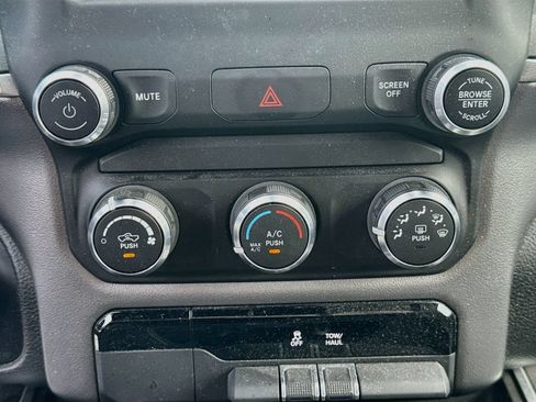 Used 2021 RAM 1500 Big Horn AWD/4WD image 13