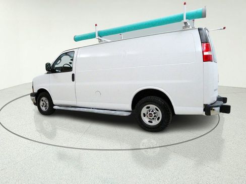 Used 2020 GMC Savana 2500 w/ Driver Convenience Package RWD image 4
