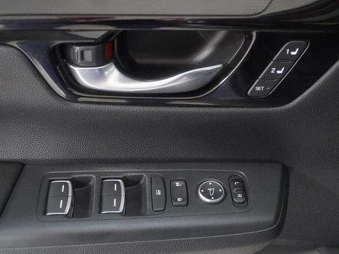 Used 2025 Honda CR-V EX-L image 18