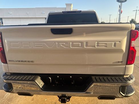 Used 2020 Chevrolet Silverado 1500 LT AWD/4WD image 7