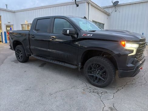 Used 2024 Chevrolet Silverado 1500 LT Trail Boss w/ LT Trail Boss Premium Package image 3