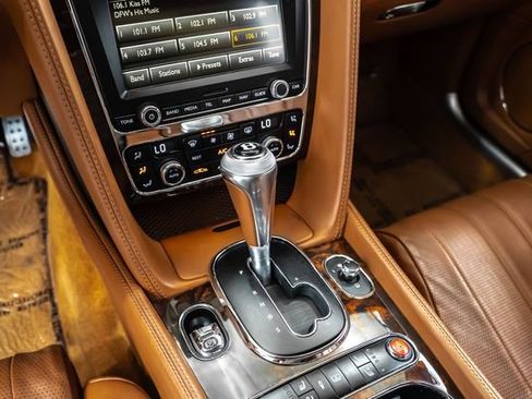 Used 2016 Bentley Flying Spur V8 AWD/4WD image 31